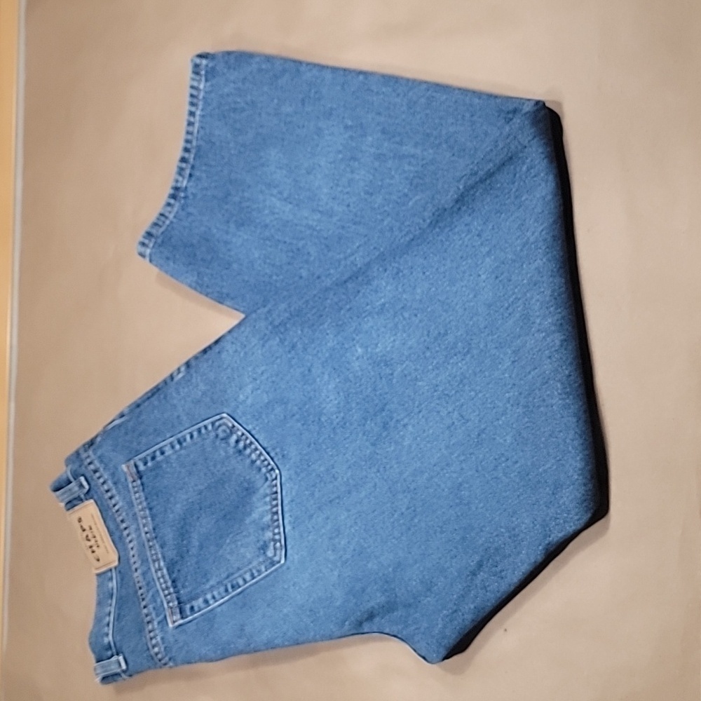 Chaps Size 38x30 Mens Classic Fit Denim Blue Jeans Medium Wash, Gently Used